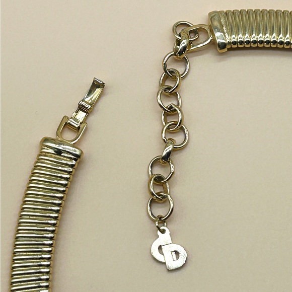 Christian Dior Vintage 1980s Omega Flex Collar Necklace Pearl Crystals Choker - Picture 9 of 10